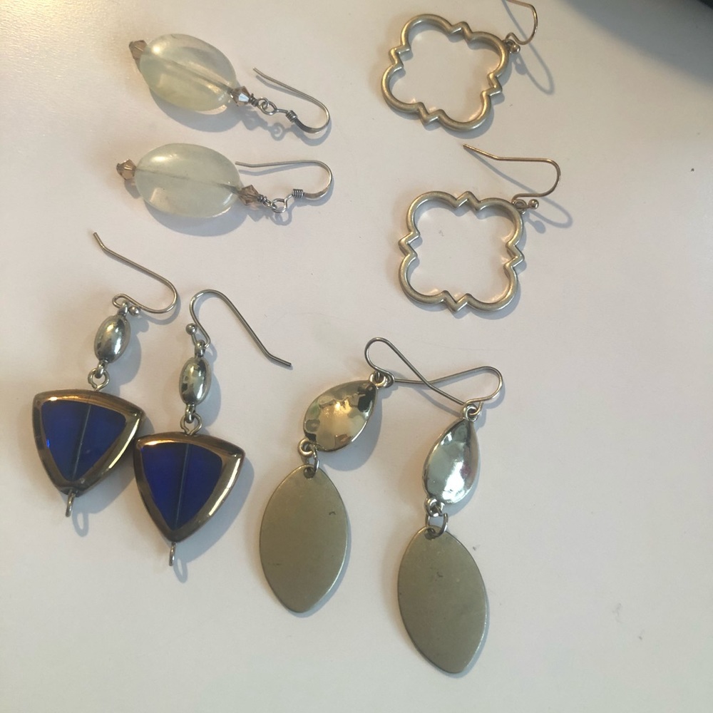 Lot of fashion (fish hook) earrings